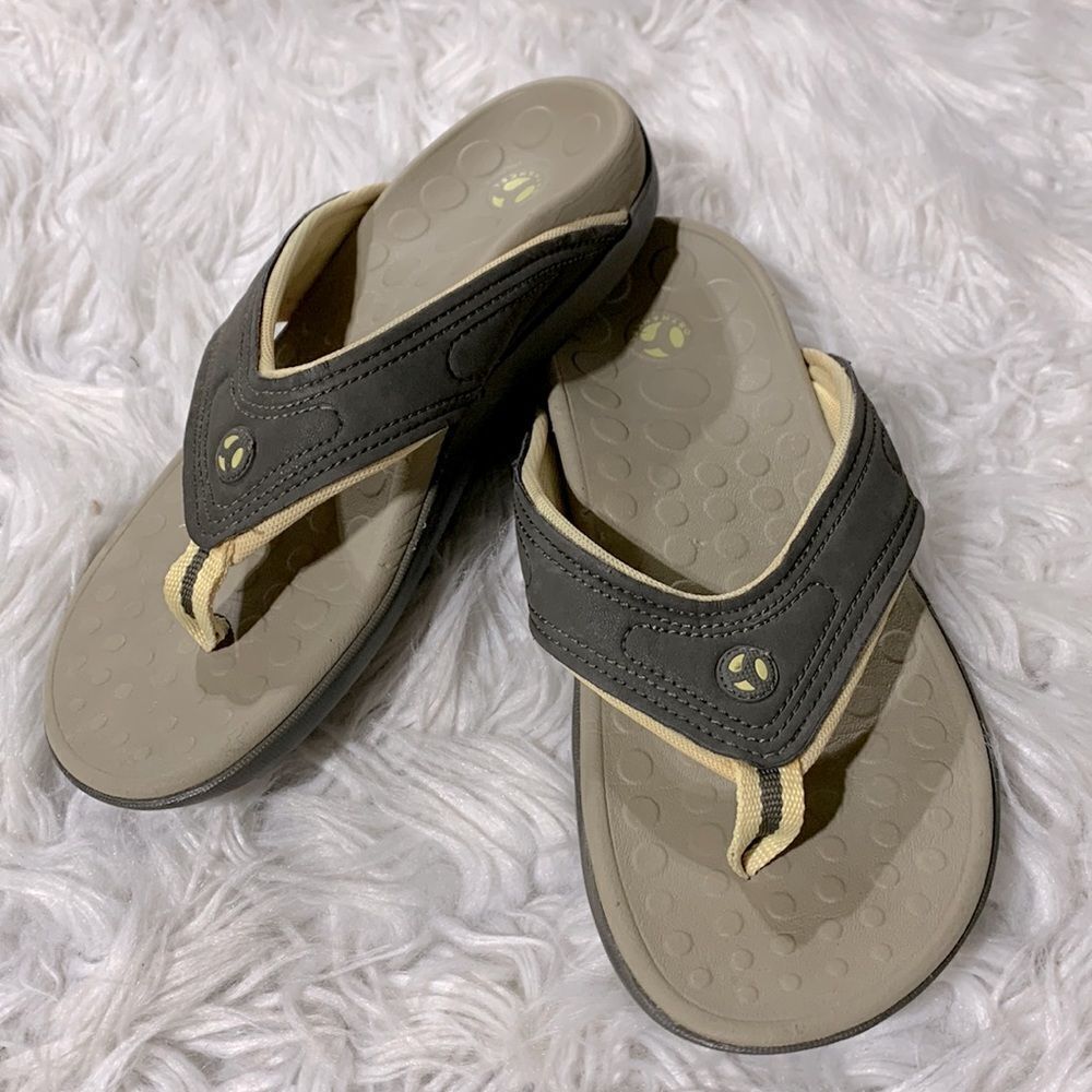 Active by ORTHAHEEL flip flops orthothic flip flops  like new women’s size 6